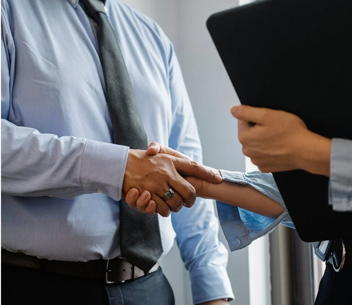 擴展海外市場銷售的接班人